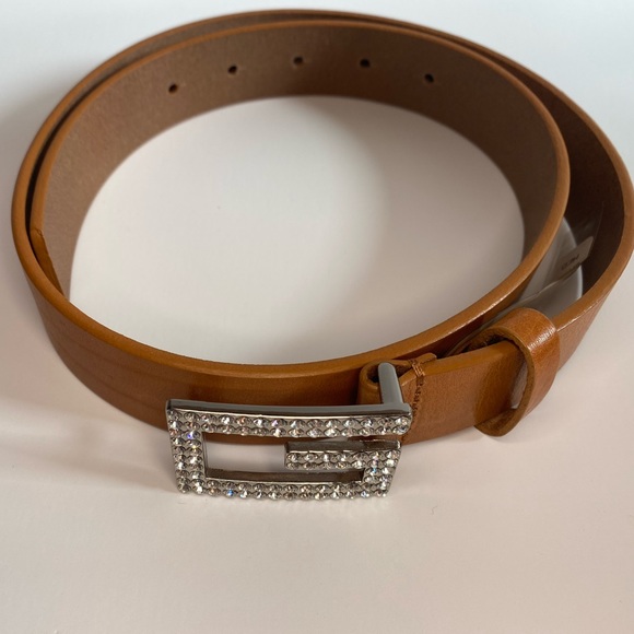 ✨BRAND NEW✨ GUESS BROWN BELT WITH RHINESTONES - Picture 4 of 6